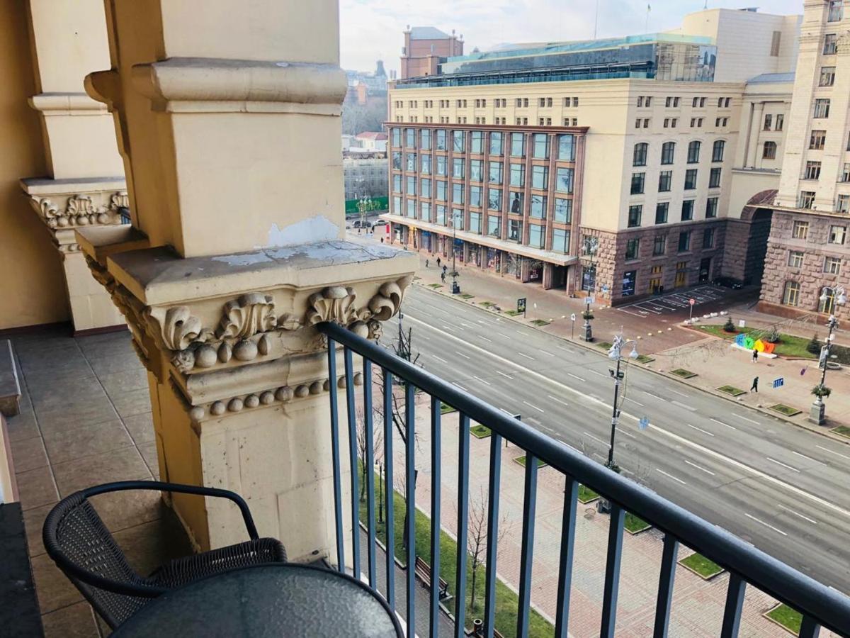 Amazing View Of Khreshchatyk! Kiev Dış mekan fotoğraf